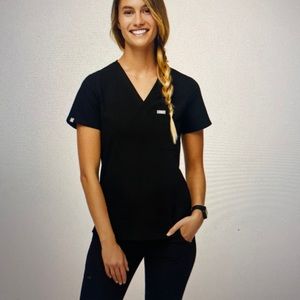 Figs Women’s scrub set - $75